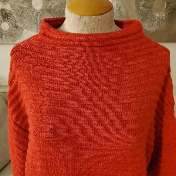 Court & Rowe Speckled Ottoman Turtleneck Sweater - Picture 4 of 12